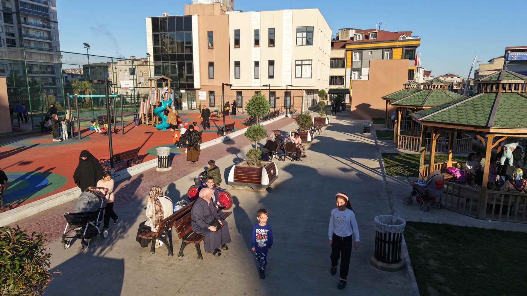  50. Yıl Mahallesi D Caddesi Zeminaltı Otopark, Hizmet Tesisi,  Park ve Aile Sağlığı Merkezi