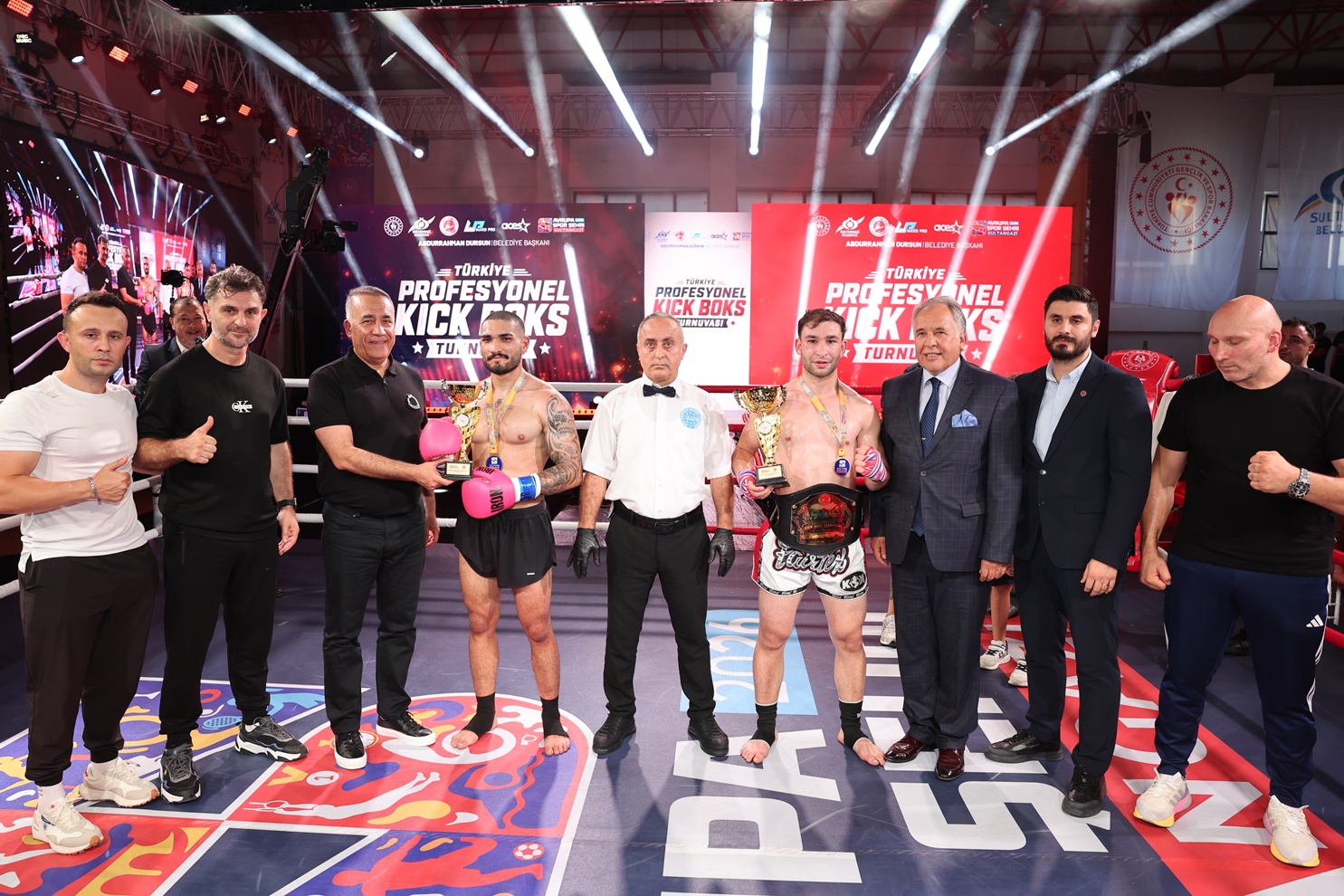  İstanbul’daki İlk Türkiye Profesyonel Kick Boks Turnuvası Sultangazi’de Gerçekleştirildi
