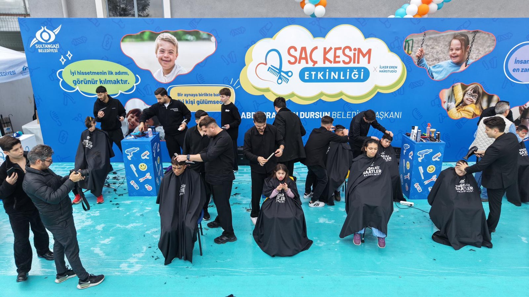 Sosyal Medya Fenomeni Kardeşler Özel Bireylerle Saç Kesim Etkinliğinde