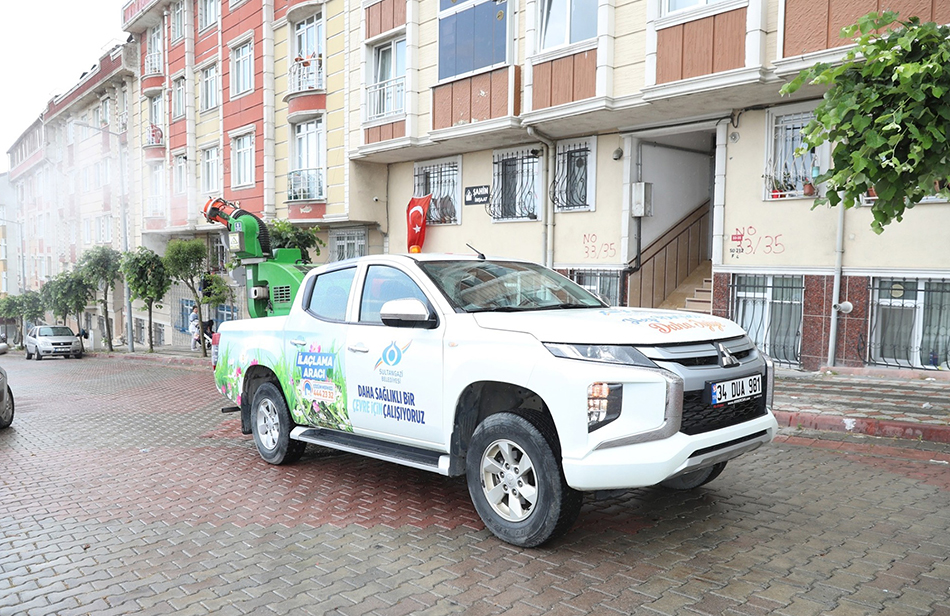 Sultangazi Belediyesi Haşerelerle Mücadeleyi Yoğun Şekilde Sürdürüyor