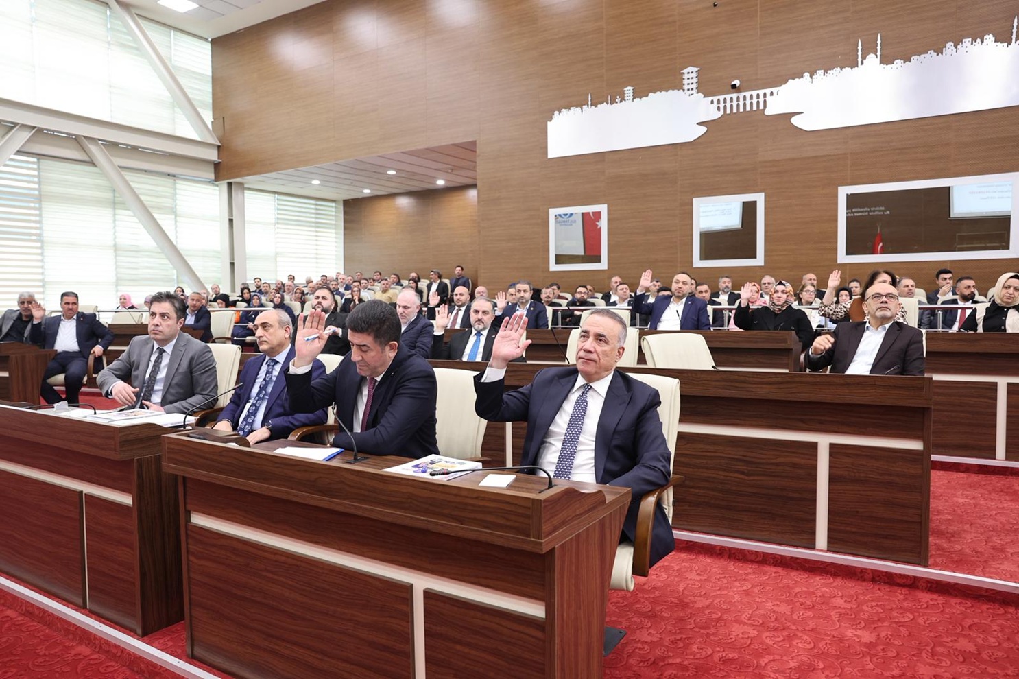 Sultangazi Belediyesi’nin 2025 Faaliyet Raporu Meclis Onayından Geçti