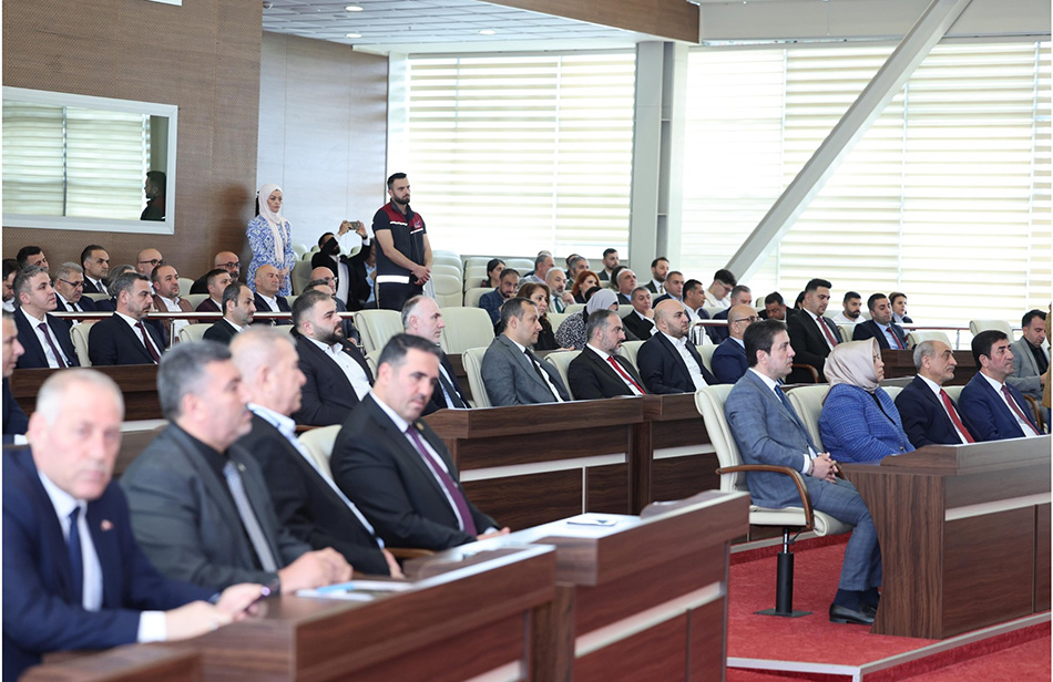 Sultangazi Belediyesi’nin yeni dönem ilk meclisi toplandı