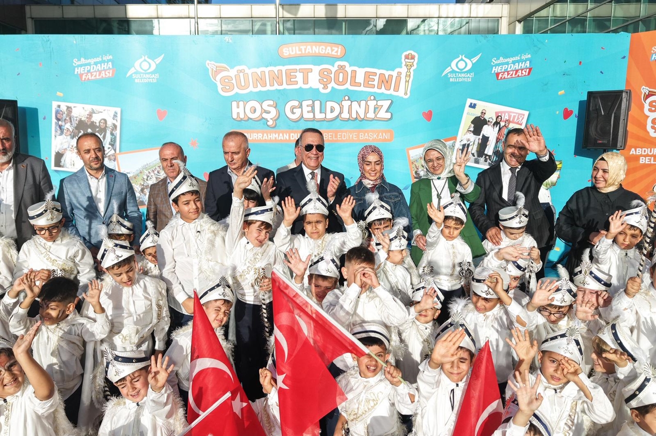 Sultangazi’de Toplu Sünnet Şöleni Heyecanı