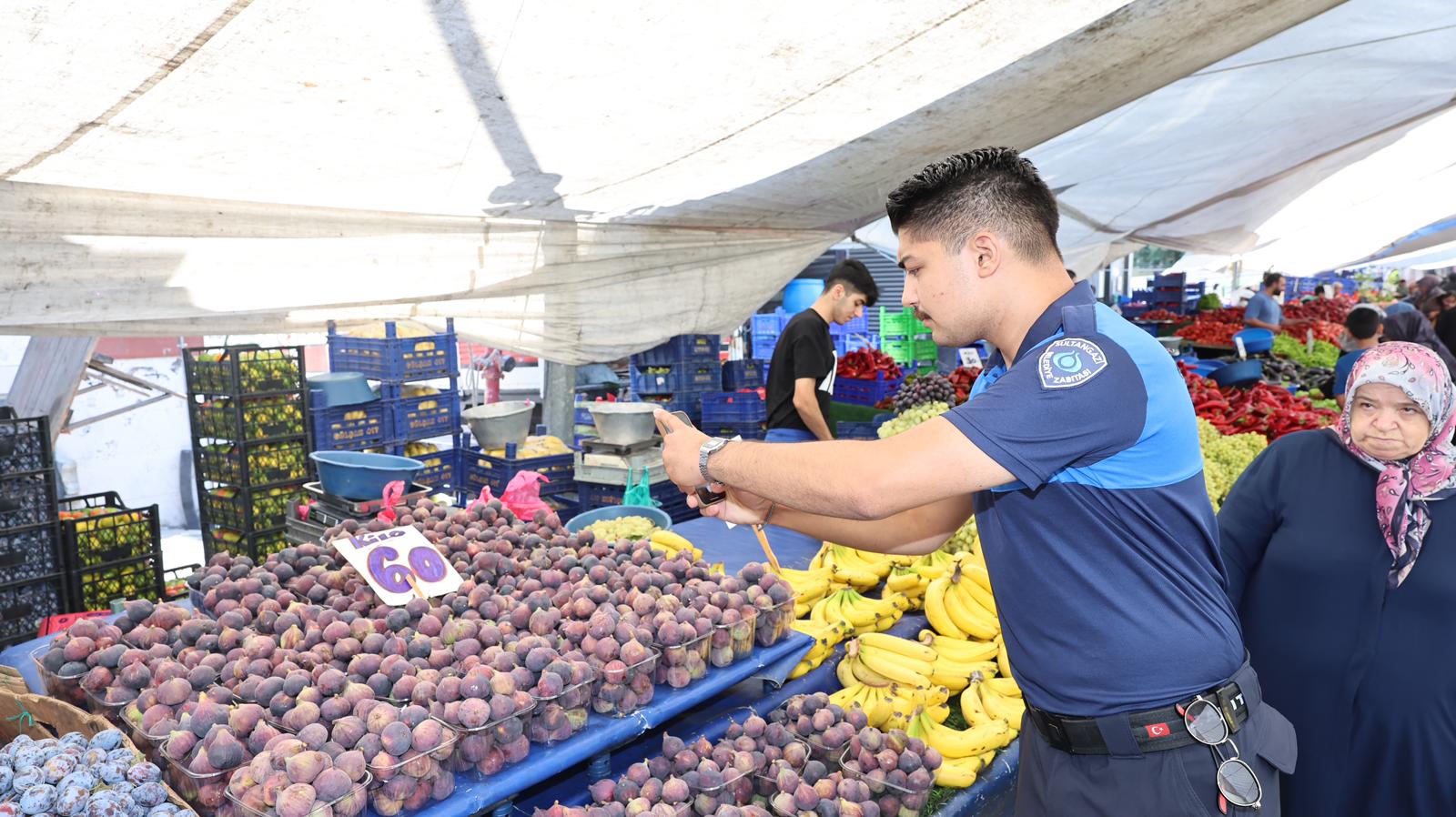 Zabıtalardan Pazar ve Marketlerde Sıkı Denetim