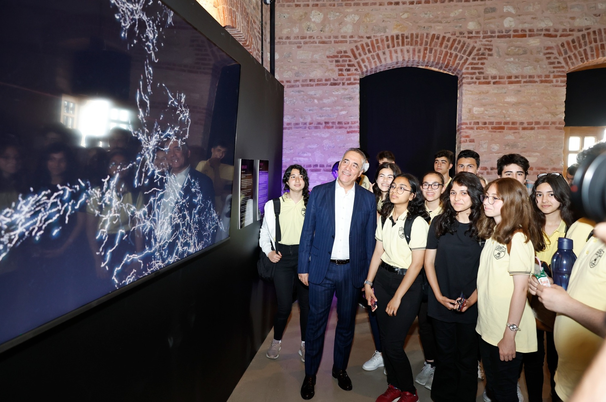 Sultangazi Belediyesi Gençleri Dijital Sanatla Buluşturdu