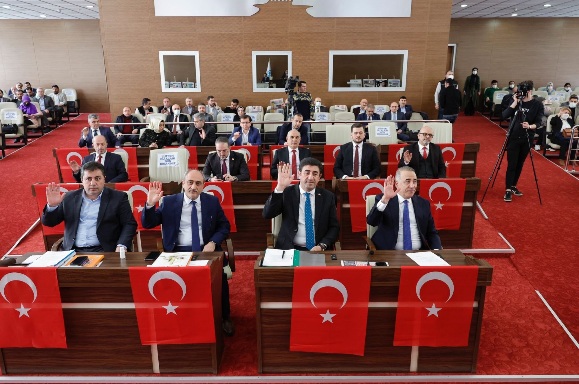 Sultangazi Belediyesi’nin 2021 Faaliyet Raporu Meclis Onayını Aldı