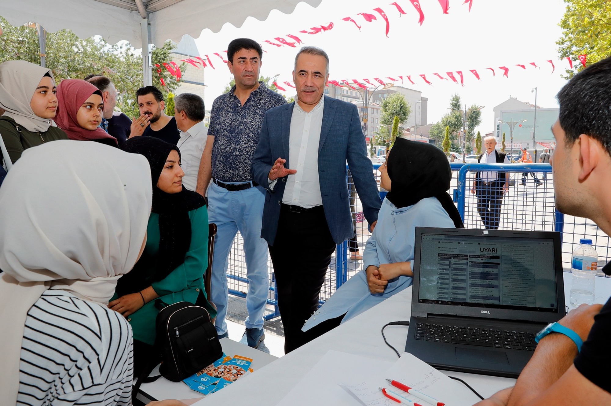 Sultangazi Belediyesi Tercih Danışma Merkezleri Kurdu